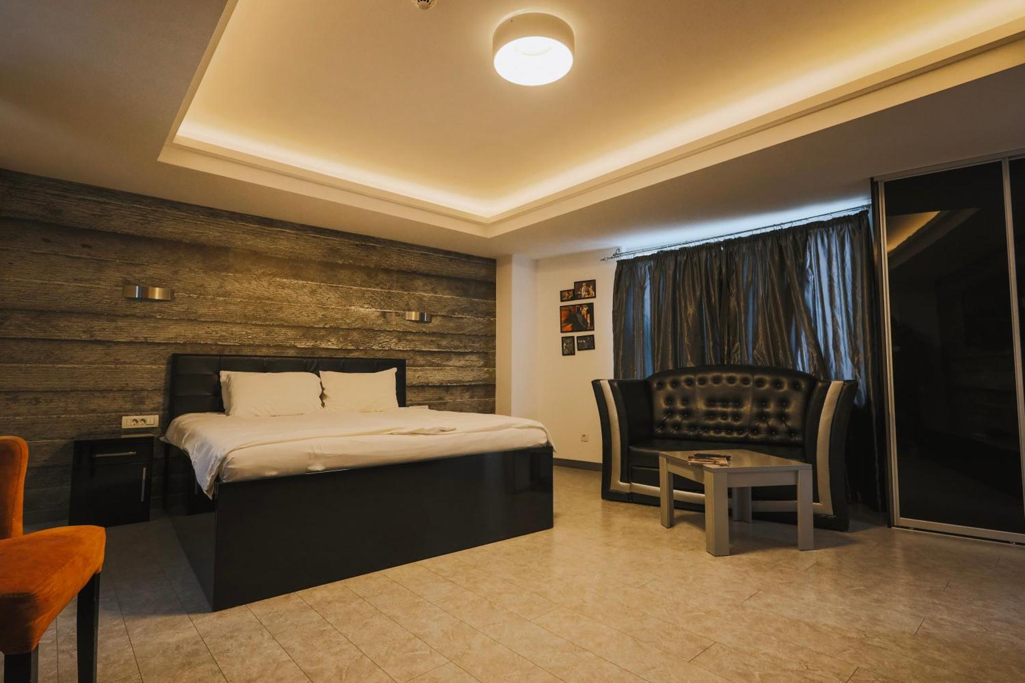Mr.I Boutique Hotel & Bar Ohrid Esterno foto