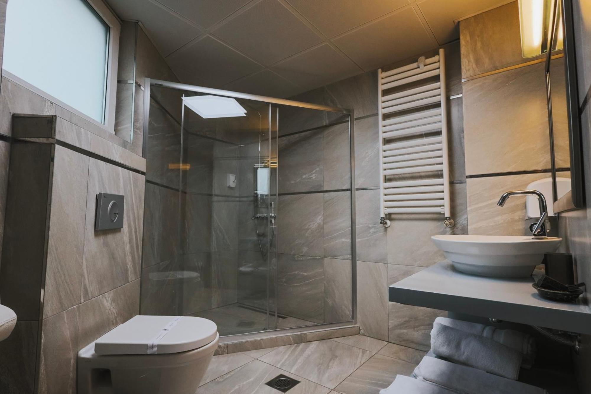 Mr.I Boutique Hotel & Bar Ohrid Esterno foto